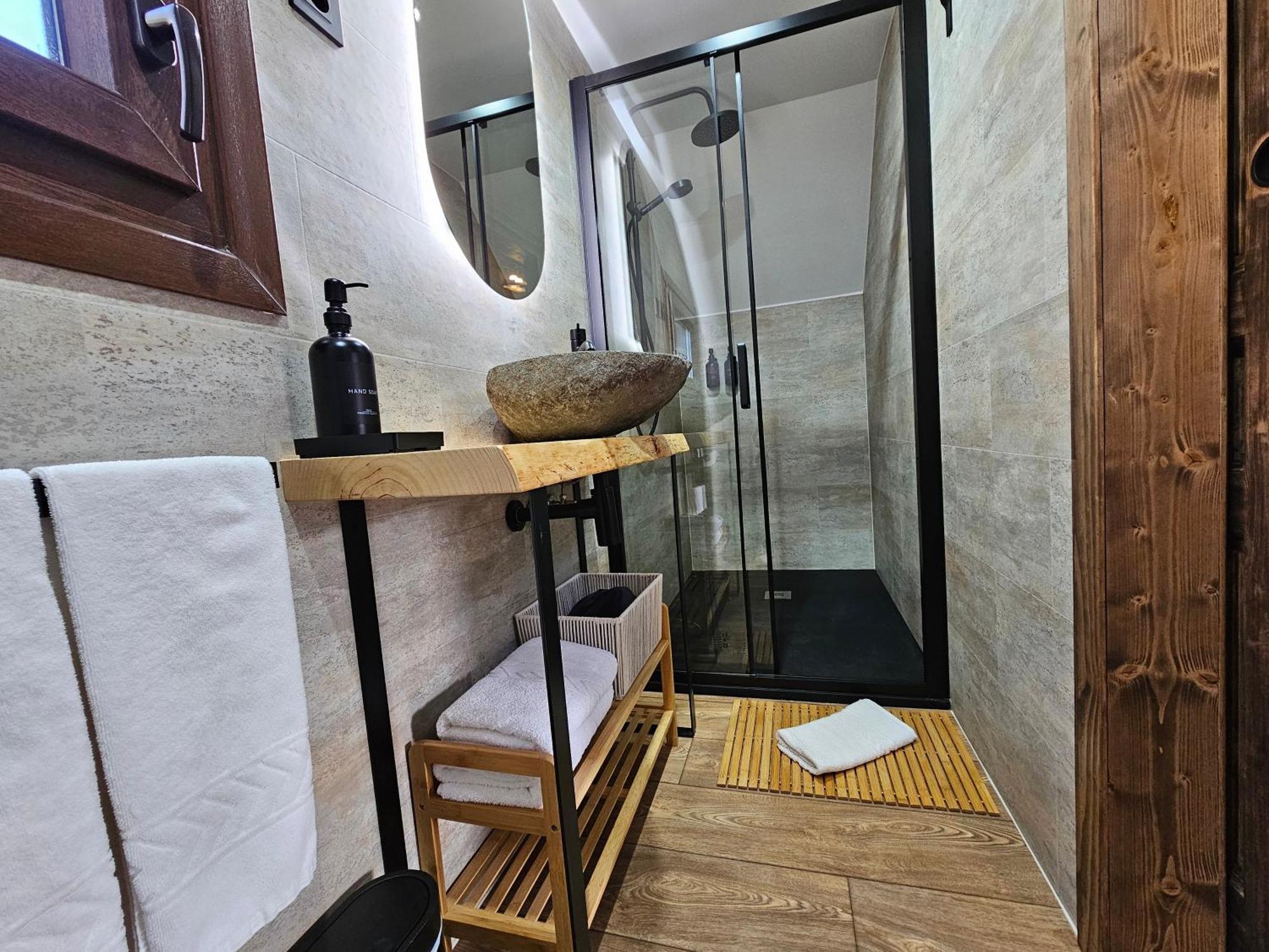 Cabanas De Les Flors Gramós Εξωτερικό φωτογραφία